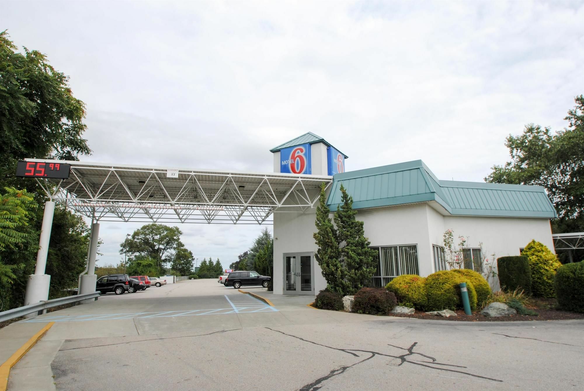 Motel 6-Warwick, Ri - Providence Airport - I-95 エクステリア 写真